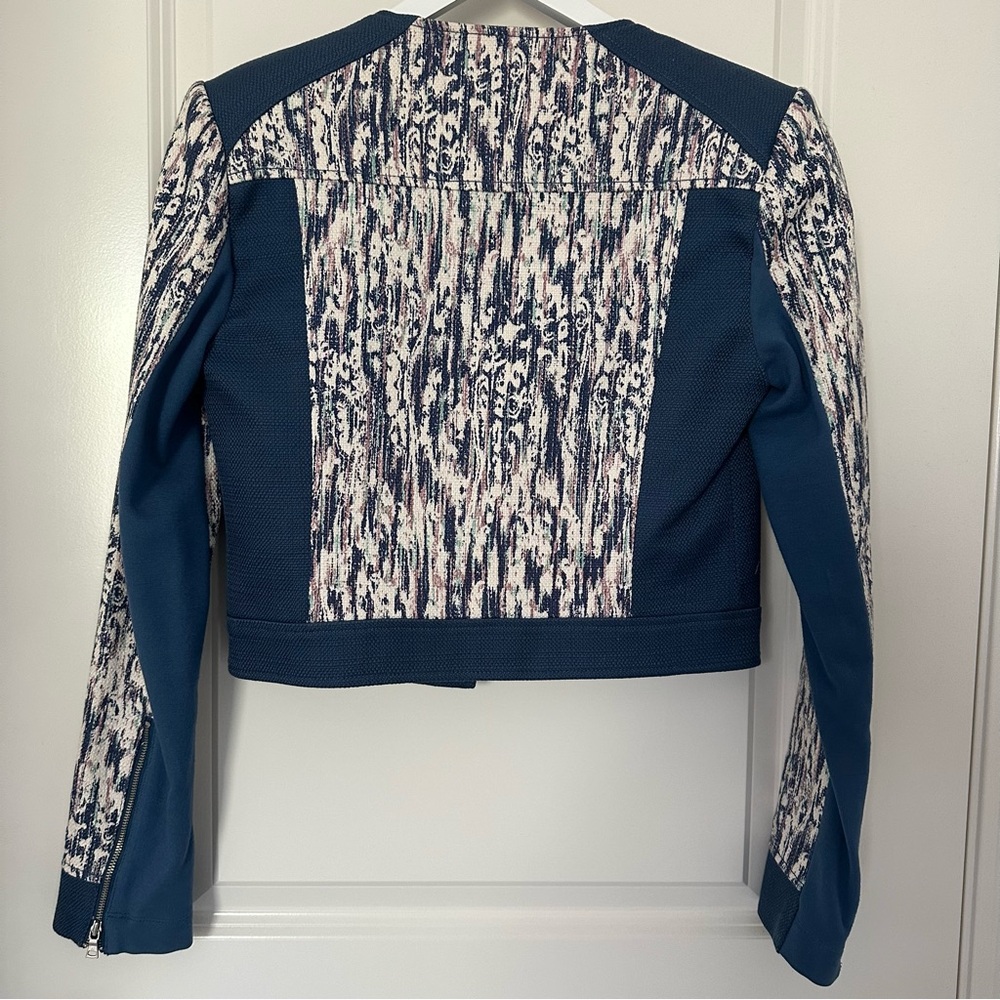 BCBGMaxAzria Blue Lace Pattern Blazer - Picture 2 of 5